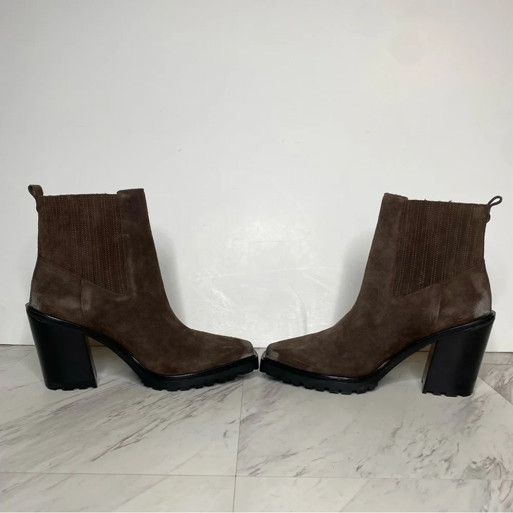 Vince Camuto Aresse Brown Suede Square Toe Heeled Bootie 9 1/2 M